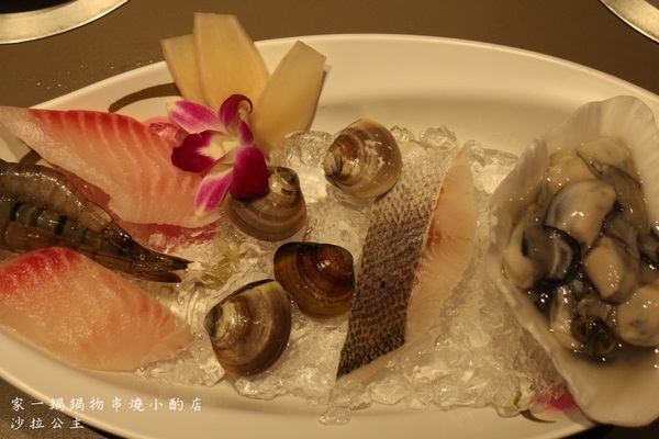 家一鍋鍋物串燒小酌店:台北‧大安『家一鍋鍋物串燒小酌店』小火鍋/涮涮鍋/串燒"信義安和站"