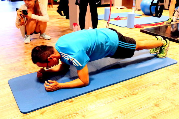 Beefit蜂運動：台北。大安～專業教練幫你找回身體的主控權。Bee Fit 蜂運動 ～大安區健身房、運動訓練中心、TRX、壺鈴、核心運動