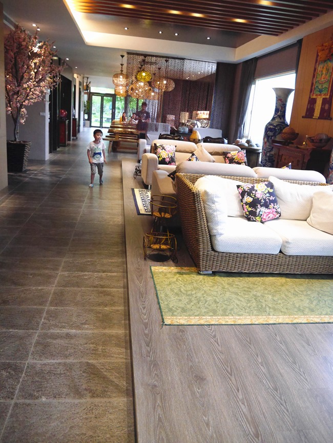 │宿。宜蘭礁溪│南洋渡假風的「波卡拉渡假會館」。田野別墅裡的飯店級禮遇