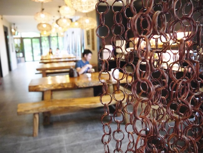 │宿。宜蘭礁溪│南洋渡假風的「波卡拉渡假會館」。田野別墅裡的飯店級禮遇