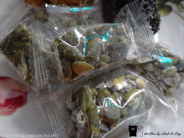 布田食品：【試吃體驗】艋岬萬華。布田花生糖。芝麻糖。南瓜籽糖。台北伴手禮。宅配推薦