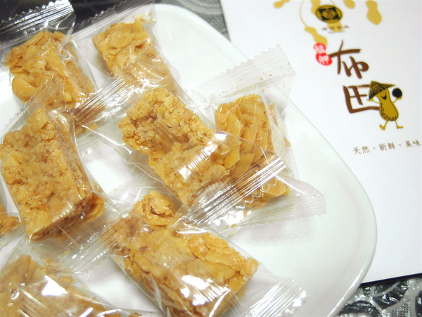 布田食品:艋岬萬華-布田花生糖&芝麻糖~台北伴手禮推薦