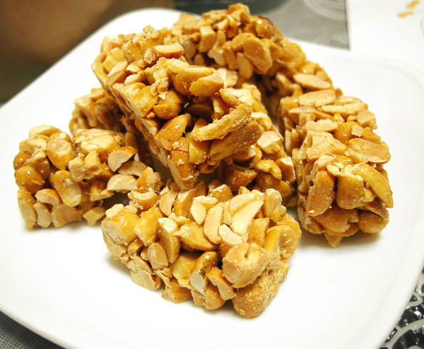 布田食品:艋岬萬華-布田花生糖&芝麻糖~台北伴手禮推薦