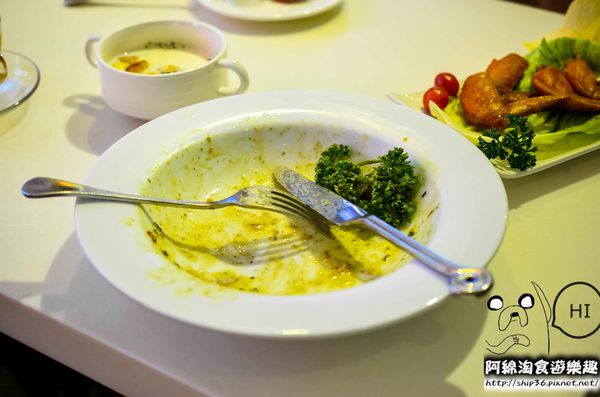 【台北義式】Oyami Cafe-夢幻下午茶餐廳.下午茶/咖啡/鬆餅/義大利麵/萬華區