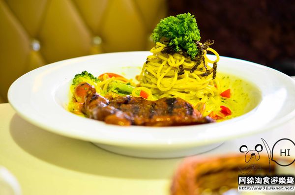 【台北義式】Oyami Cafe-夢幻下午茶餐廳.下午茶/咖啡/鬆餅/義大利麵/萬華區