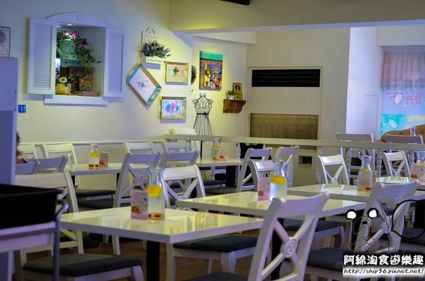 【台北義式】Oyami Cafe-夢幻下午茶餐廳.下午茶/咖啡/鬆餅/義大利麵/萬華區