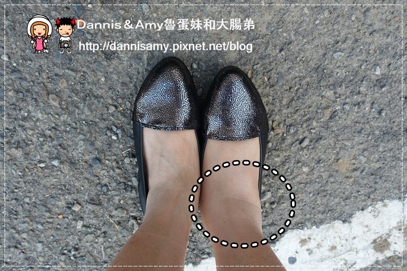 Kuru Mira尖頭金屬網紋軟羊皮懶人鞋 銀X黑 (1)