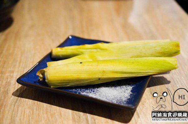 【台北居酒屋】【北捷南勢角站】小串燒-愈晚愈熱鬧的居酒屋．中永和串燒/居酒屋/寵物友善餐廳/興南夜市