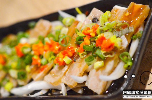 【台北居酒屋】【北捷南勢角站】小串燒-愈晚愈熱鬧的居酒屋．中永和串燒/居酒屋/寵物友善餐廳/興南夜市