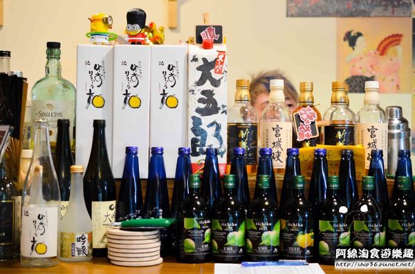 【台北居酒屋】【北捷南勢角站】小串燒-愈晚愈熱鬧的居酒屋．中永和串燒/居酒屋/寵物友善餐廳/興南夜市