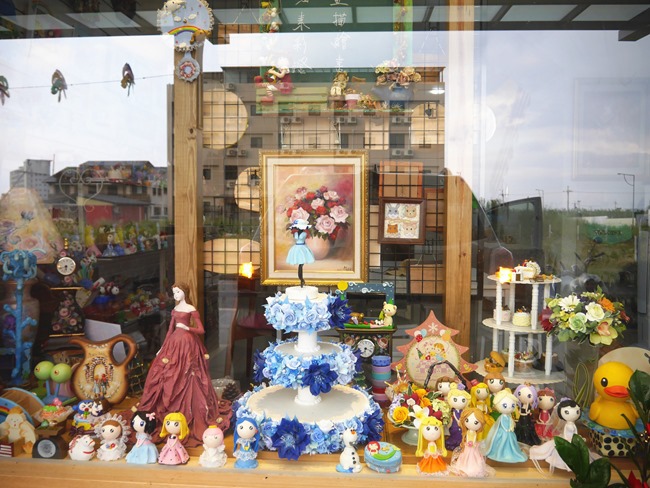 │宿。宜蘭頭城│微微的風 Zephyr 手創藝術主題民宿。捏塑DIY親子住宿大推薦