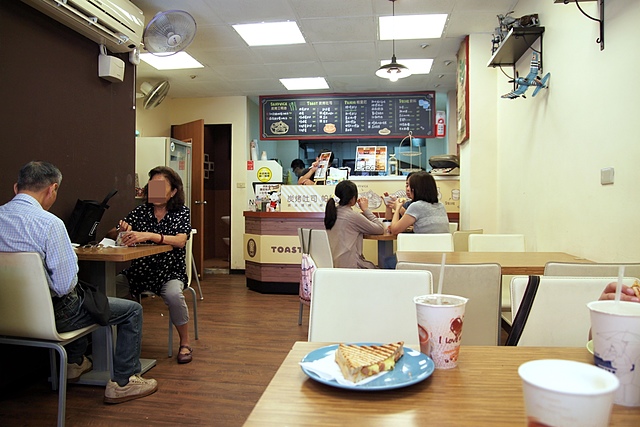 cats12.jpg - 日誌用相簿