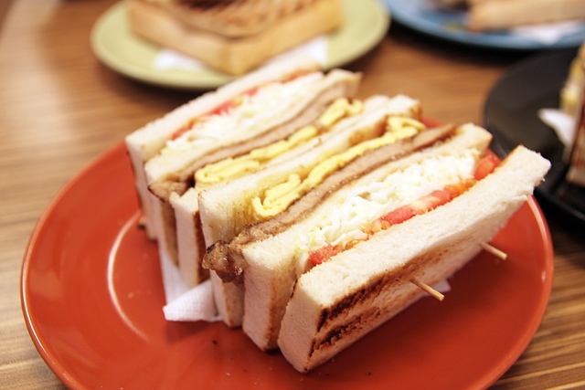 cats15.jpg - 日誌用相簿