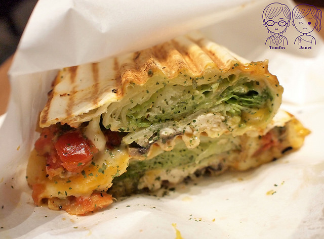 33 豐滿 墨西哥餅 經典雞肉薄餅