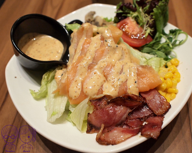 36 豐滿 輕盈沙拉 鮭魚明太子