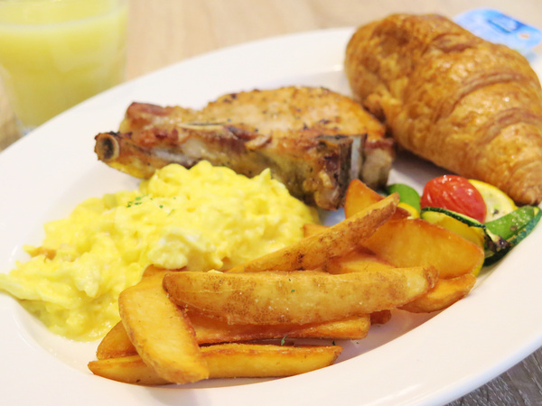 Omocafe：甜點好威啊!!   天母早午餐、下午茶優質推薦。omocafe