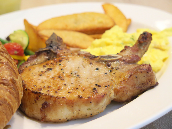 Omocafe：甜點好威啊!!   天母早午餐、下午茶優質推薦。omocafe