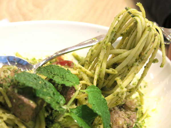 Omocafe：甜點好威啊!!   天母早午餐、下午茶優質推薦。omocafe