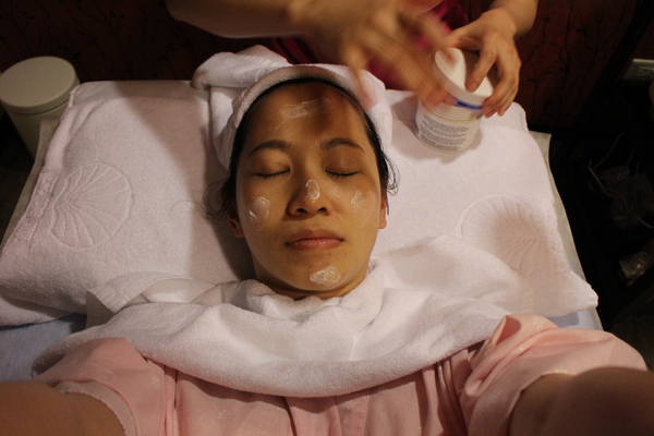 艾樂源足體養身會館：指壓按摩 / 美容SPA『艾樂源足體養身會館』捷運101世貿站