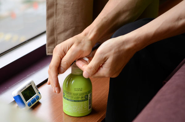 【台北SPA按摩】艾樂源足體養身會館-辦公大樓內隱密且放鬆的好地方，1號按摩師-張師父．按摩/指壓/美容SPA/台北101世貿站