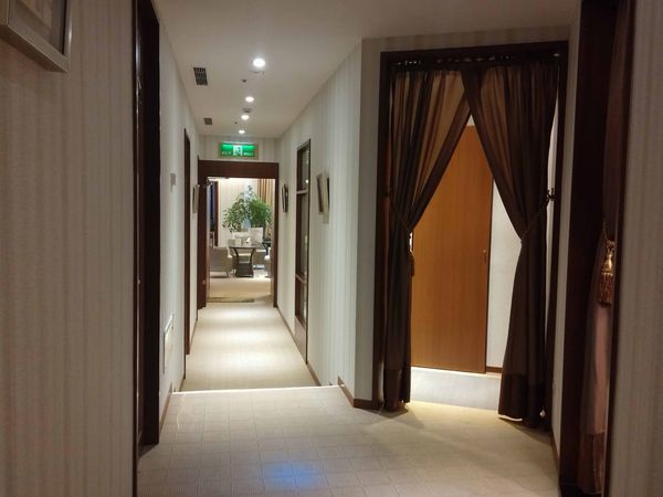 【台北SPA按摩】艾樂源足體養身會館-辦公大樓內隱密且放鬆的好地方，1號按摩師-張師父．按摩/指壓/美容SPA/台北101世貿站