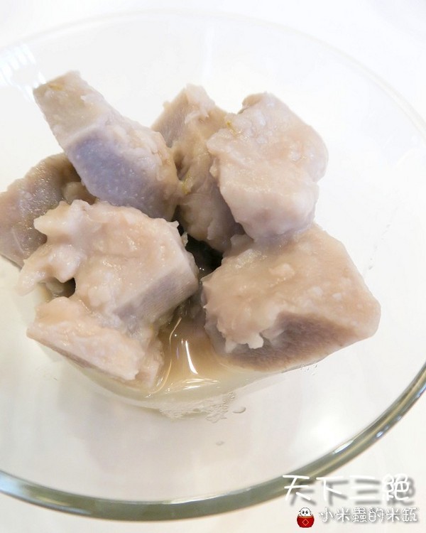 天下三絕：【台北東區︱捷運忠孝復興站】天下三絕麵食館~頂級牛肉麵與紅酒的奢華饗宴~