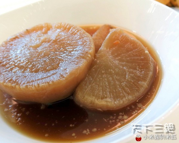 天下三絕：【台北東區︱捷運忠孝復興站】天下三絕麵食館~頂級牛肉麵與紅酒的奢華饗宴~