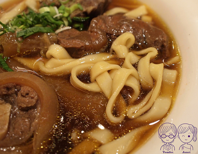 35 天下三絕 天下三絕牛肉麵