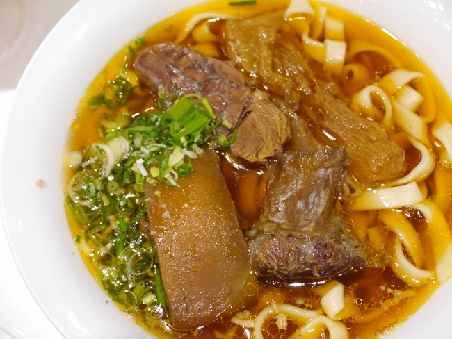 │台北東區│天下三絕麵食館頂級牛肉麵。台灣小吃也能躍升豪華宴（捷運忠孝復興）