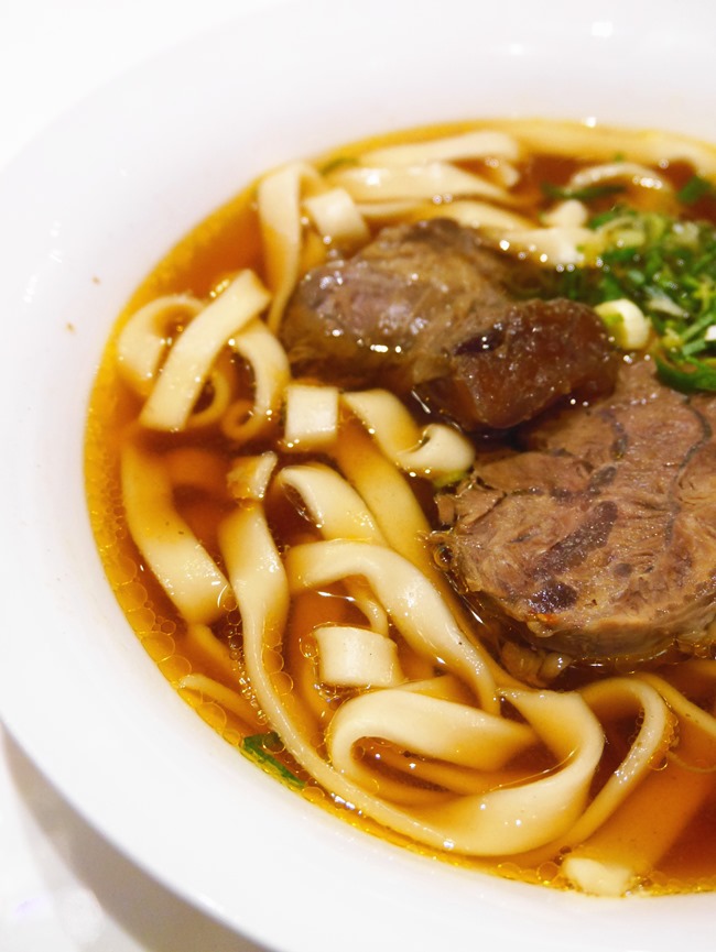 │台北東區│天下三絕麵食館頂級牛肉麵。台灣小吃也能躍升豪華宴（捷運忠孝復興）