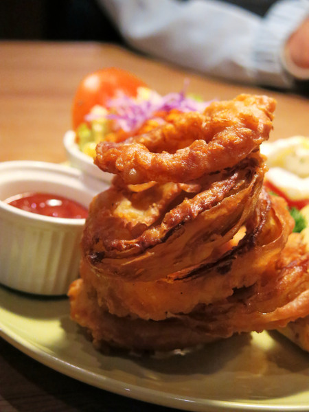 Toast Chat：東區早午餐&amp;下午茶、萌貓咪餐廳。Toast Chat