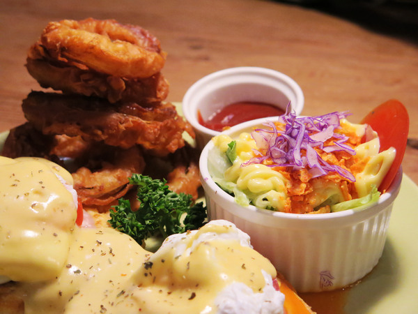 Toast Chat：東區早午餐&amp;下午茶、萌貓咪餐廳。Toast Chat