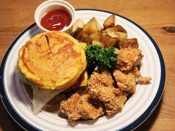 Toast Chat：東區早午餐&amp;下午茶、萌貓咪餐廳。Toast Chat