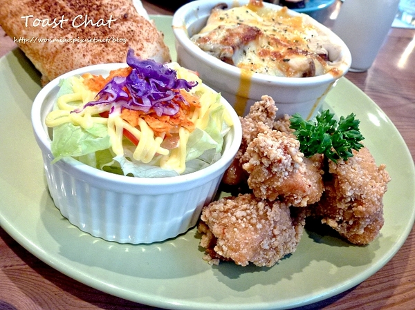 Toast Chat：【台北市大安區/食記】東區早午餐、貓咪餐廳、下午茶 (完整菜單) ✿✿ Toast Chat ✿✿