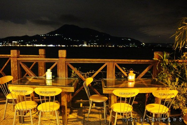 夜貓食堂：慢步淡水河畔『夜貓食堂』宵夜/燒烤BBQ/新北寵物餐廳/夜景