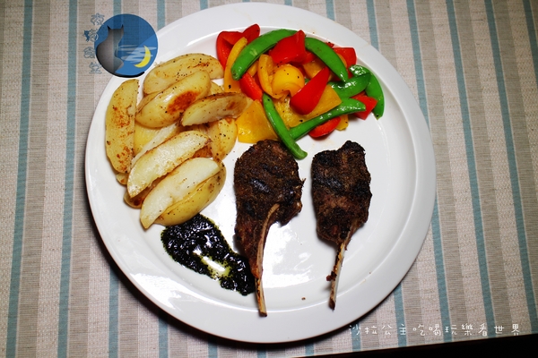 夜貓食堂：慢步淡水河畔『夜貓食堂』宵夜/燒烤BBQ/新北寵物餐廳/夜景