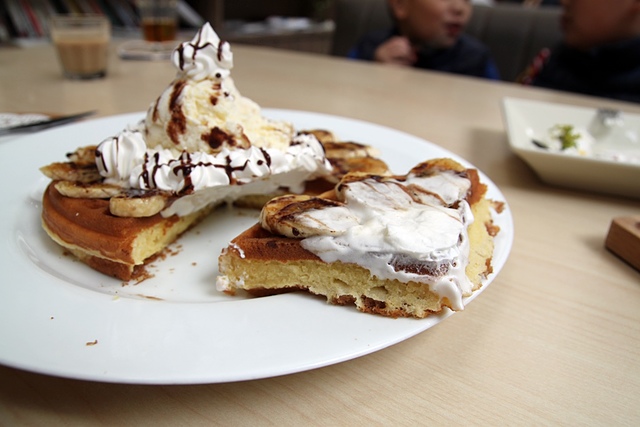 cats14-2.jpg - 日誌用相簿