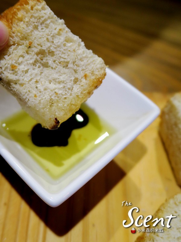 The Scent：【捷運六張犁站】THE SCENT餐酒館~台北大安區lounge bar複合式餐廳/義大利麵、燉飯、排餐、調酒