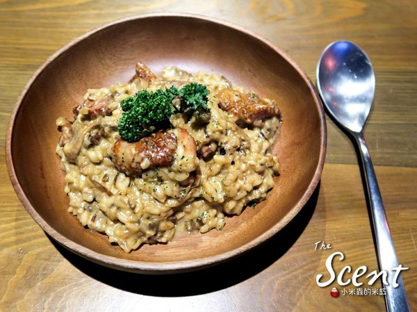The Scent：【捷運六張犁站】THE SCENT餐酒館~台北大安區lounge bar複合式餐廳/義大利麵、燉飯、排餐、調酒