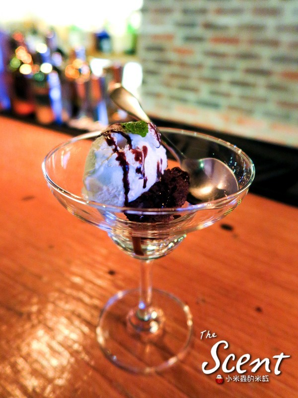 The Scent：【捷運六張犁站】THE SCENT餐酒館~台北大安區lounge bar複合式餐廳/義大利麵、燉飯、排餐、調酒