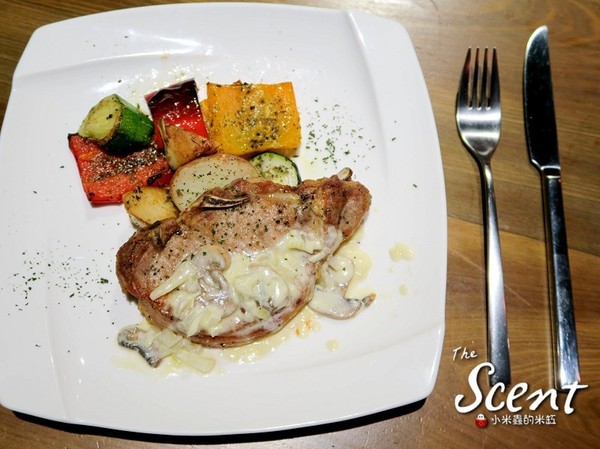 The Scent：【捷運六張犁站】THE SCENT餐酒館~台北大安區lounge bar複合式餐廳/義大利麵、燉飯、排餐、調酒