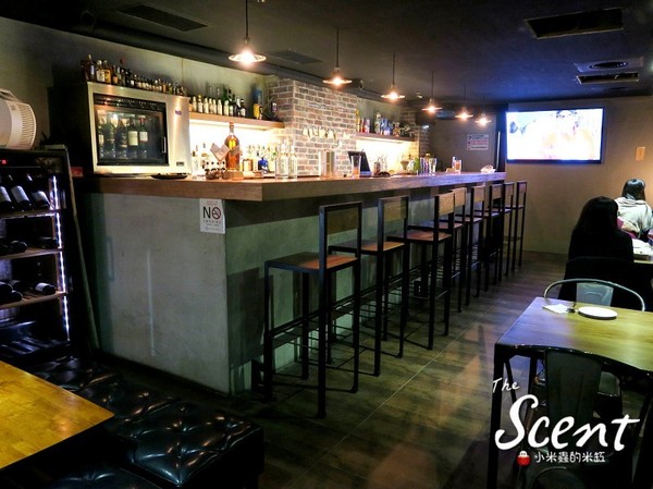 The Scent：【捷運六張犁站】THE SCENT餐酒館~台北大安區lounge bar複合式餐廳/義大利麵、燉飯、排餐、調酒
