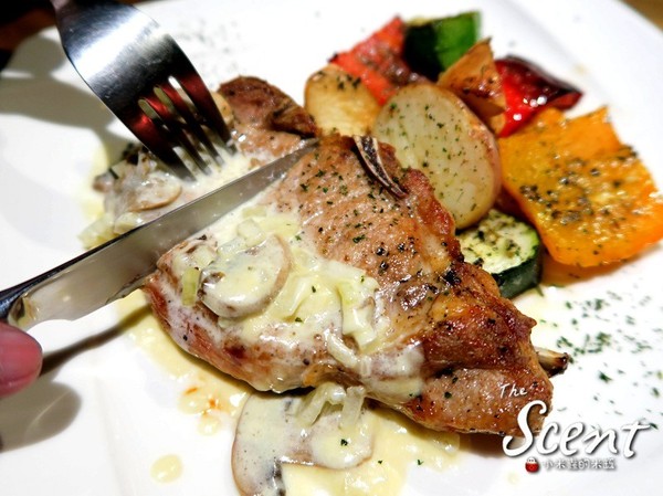 The Scent：【捷運六張犁站】THE SCENT餐酒館~台北大安區lounge bar複合式餐廳/義大利麵、燉飯、排餐、調酒