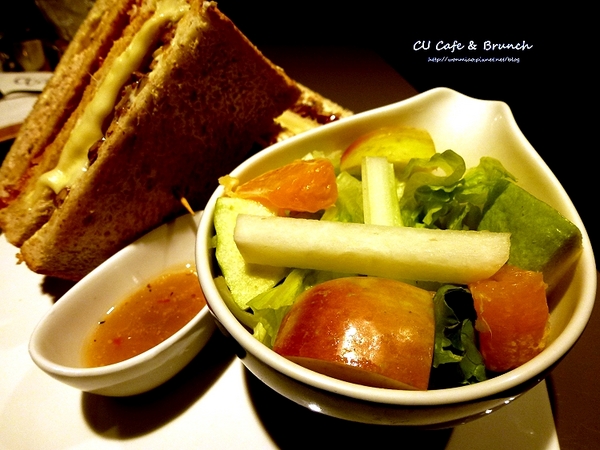 CU Cafe：【松山區下午茶, 早午餐/小巨蛋咖啡廳】必點冰滴咖啡, 草莓起司蛋糕... ✿✿ Cu Cafe and Brunch ✿✿