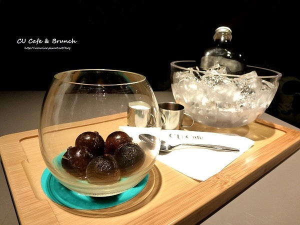 CU Cafe：【松山區下午茶, 早午餐/小巨蛋咖啡廳】必點冰滴咖啡, 草莓起司蛋糕... ✿✿ Cu Cafe and Brunch ✿✿