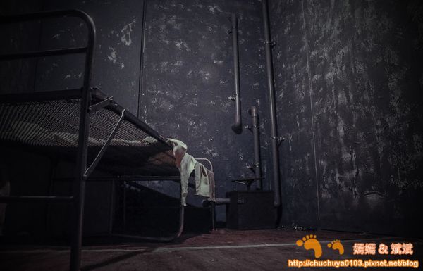 牢房1.jpg