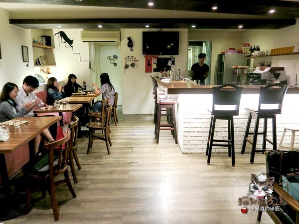 貓咪先生的朋友：【捷運忠孝復興站】貓咪先生的朋友 ~美式早午餐/下午茶，有貓咪坐鎮的可愛小店♥