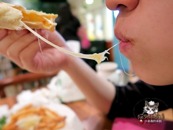 貓咪先生的朋友：【捷運忠孝復興站】貓咪先生的朋友 ~美式早午餐/下午茶，有貓咪坐鎮的可愛小店♥