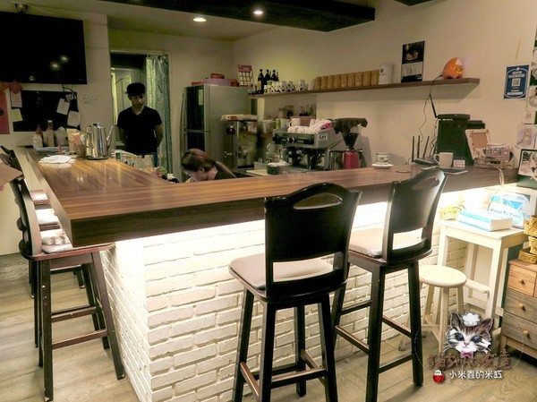 貓咪先生的朋友：【捷運忠孝復興站】貓咪先生的朋友 ~美式早午餐/下午茶，有貓咪坐鎮的可愛小店♥