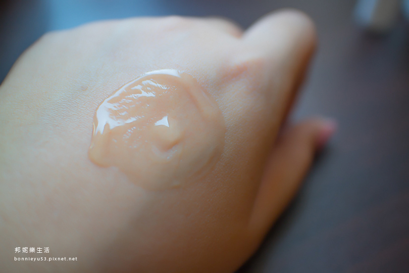 美體 %2F 陶晶瑩代言 ♥ TS6 護一生。私密保養 ♥ 潔淨幕斯。緊彈水嫩凝膠